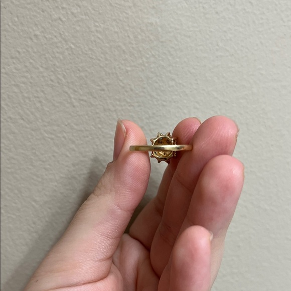 Vintage emerald and diamond 10k flower ring - Picture 6 of 12